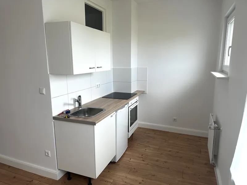 Kompaktes Apartment in Kreuzberg: Einzimmerwohnung mit Einbauküche — photo 1
